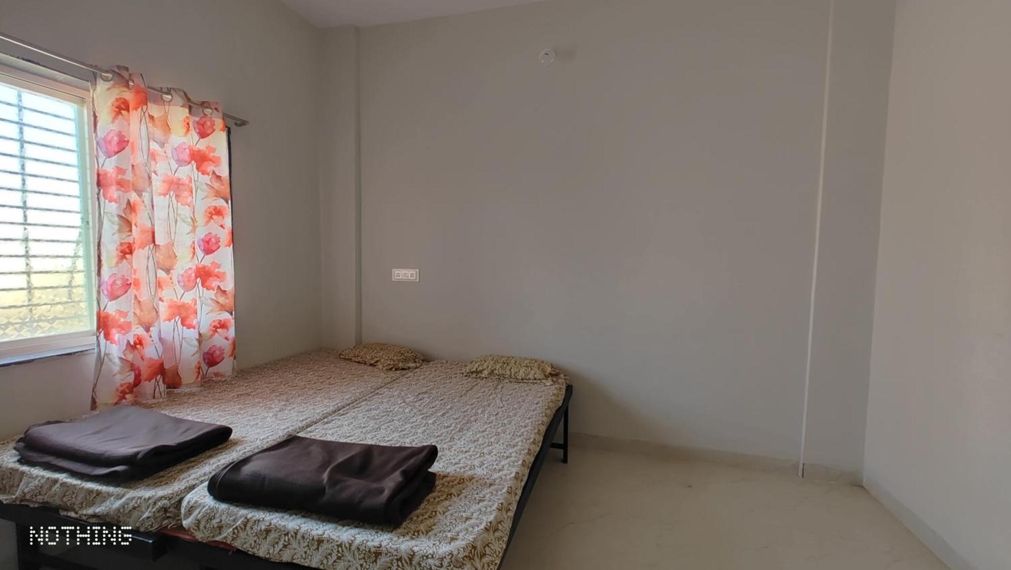 Hotel Aadishkti Bhakt Nivas Tuljapur Exterior foto